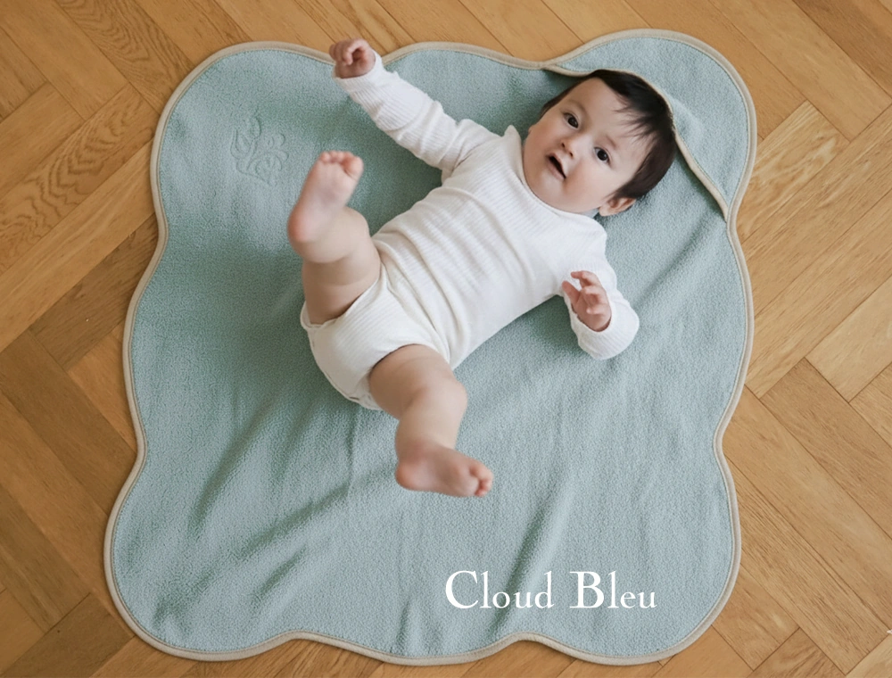 カラー：クラウドブルー