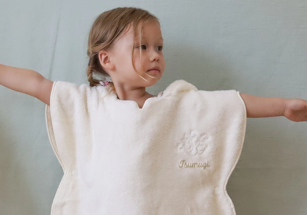 お名前刺繍を入れて、特別な一枚に