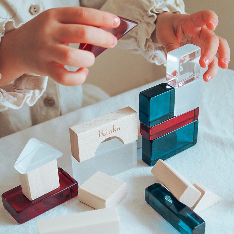 Lumière Cubes 26ピース アクリル積み木　ベルビーアンファン Amazon | Lumiere Cubes アクリル積み木 26ピース(日本製