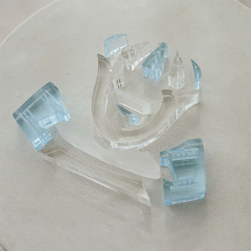 Lumiere Kabuto アクリル兜飾り (日本製)　Blue